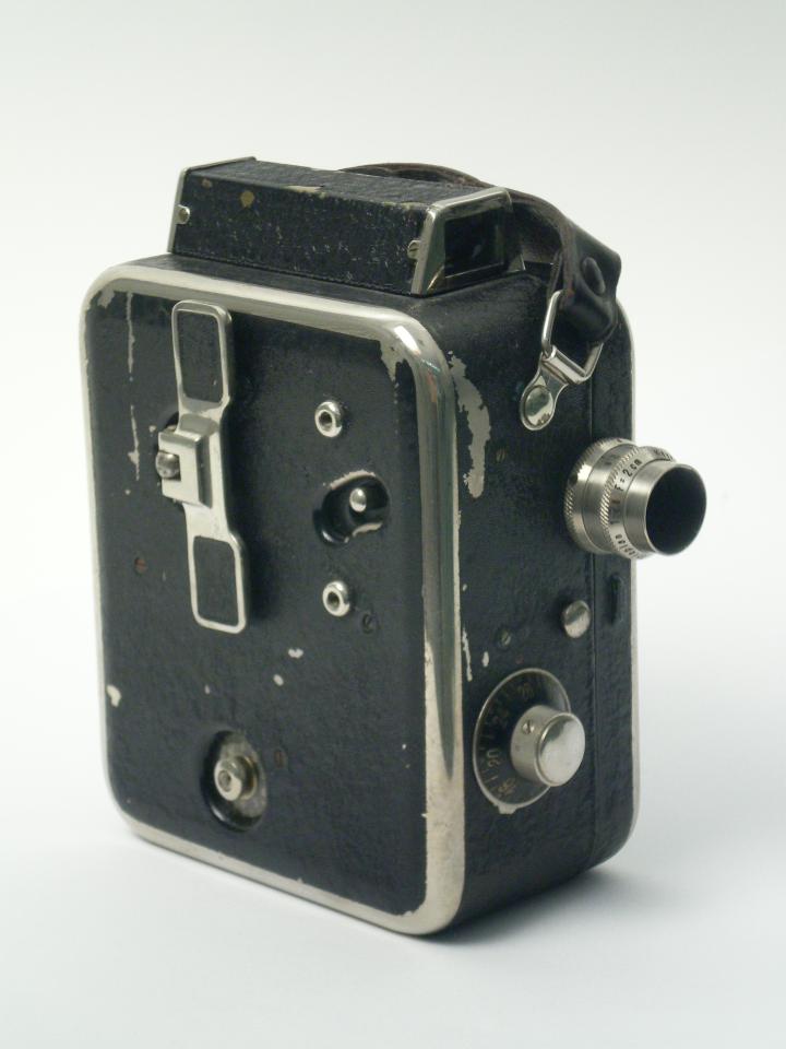 Schmalfilmkamera "Alef B" (Variante 3) (Industrie- und Filmmuseum Wolfen CC BY-NC-SA)